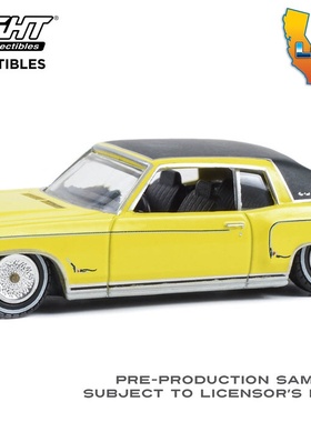 绿光 1:64 1971 雪佛兰蒙特卡洛 向日葵黄色与黑色车顶低趴63040C