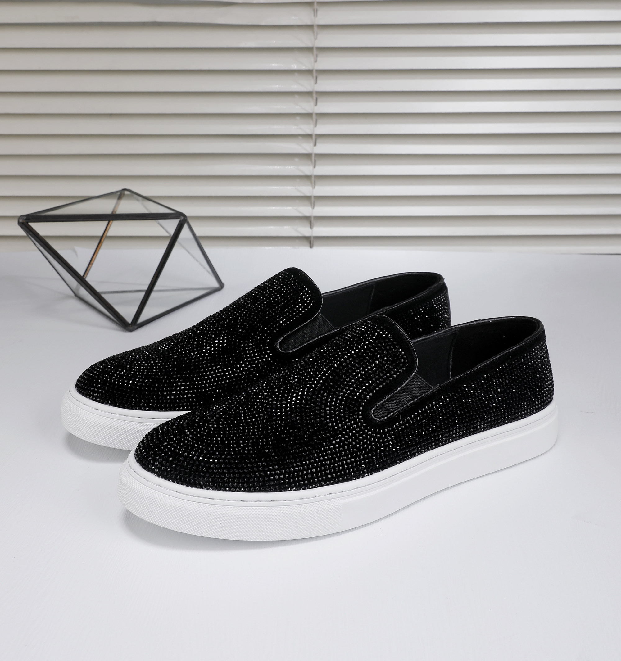 欧洲站夏季真皮男鞋舒适透气百搭休闲鞋水钻乐福鞋平跟一脚蹬板鞋