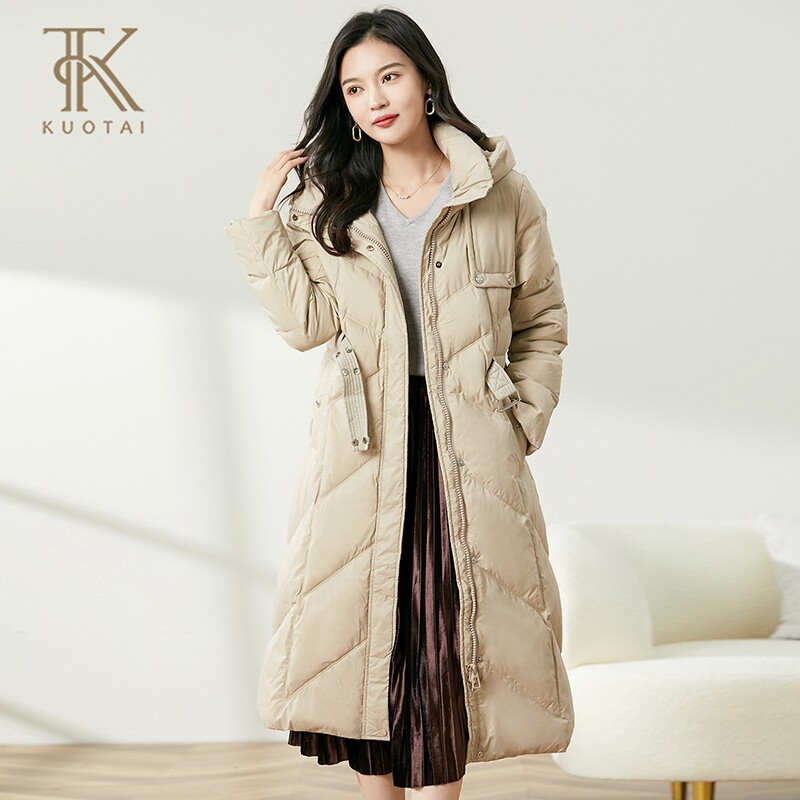 阔太长款过膝白鸭绒羽绒服2024妈妈冬装立领连帽时尚收腰格纹外套