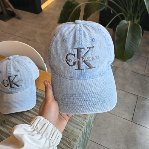 美式字母刺绣防晒弯檐棒球帽