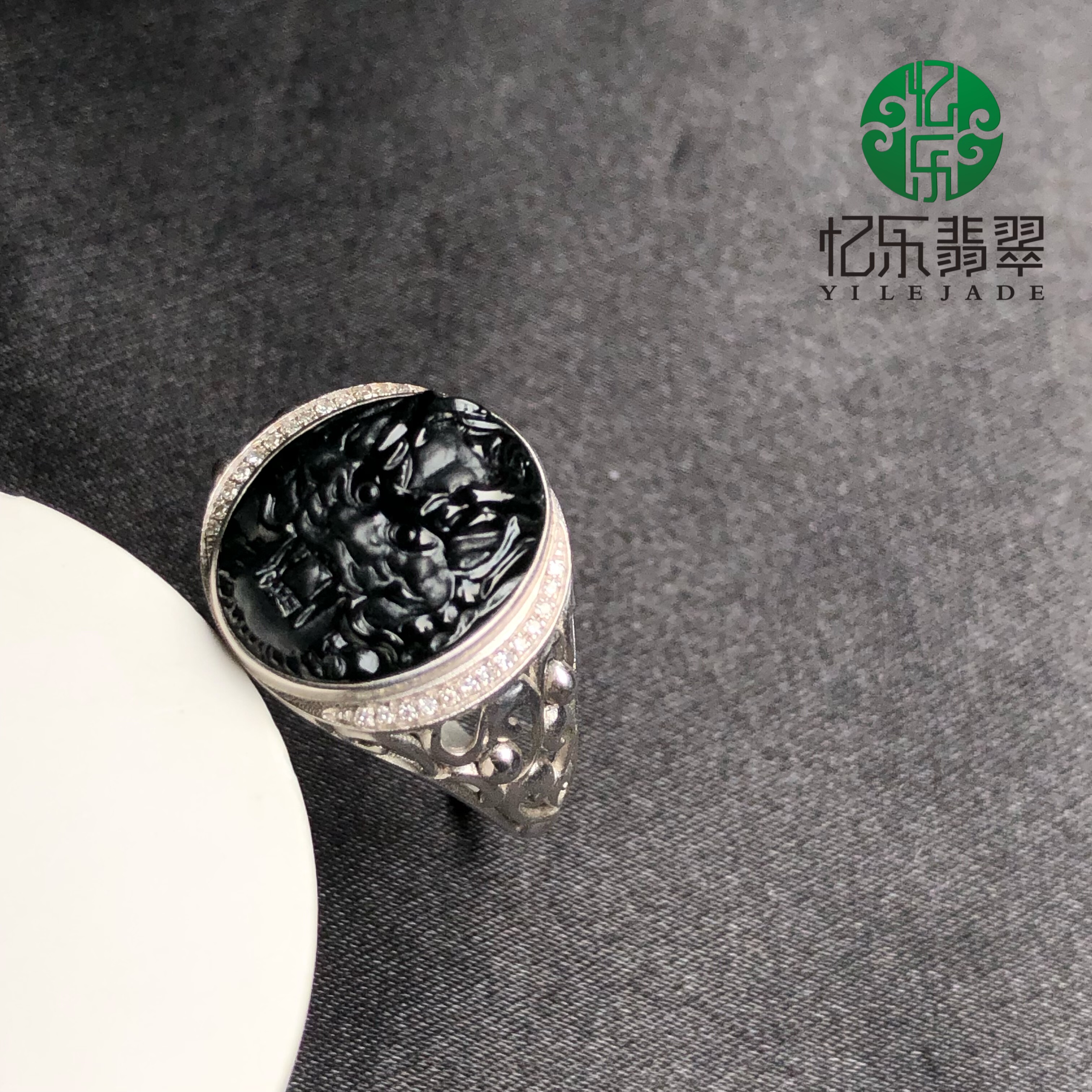 缅甸天然A货翡翠墨翠龙头戒指18k金镶嵌龙头男戒礼物首选霸气大方