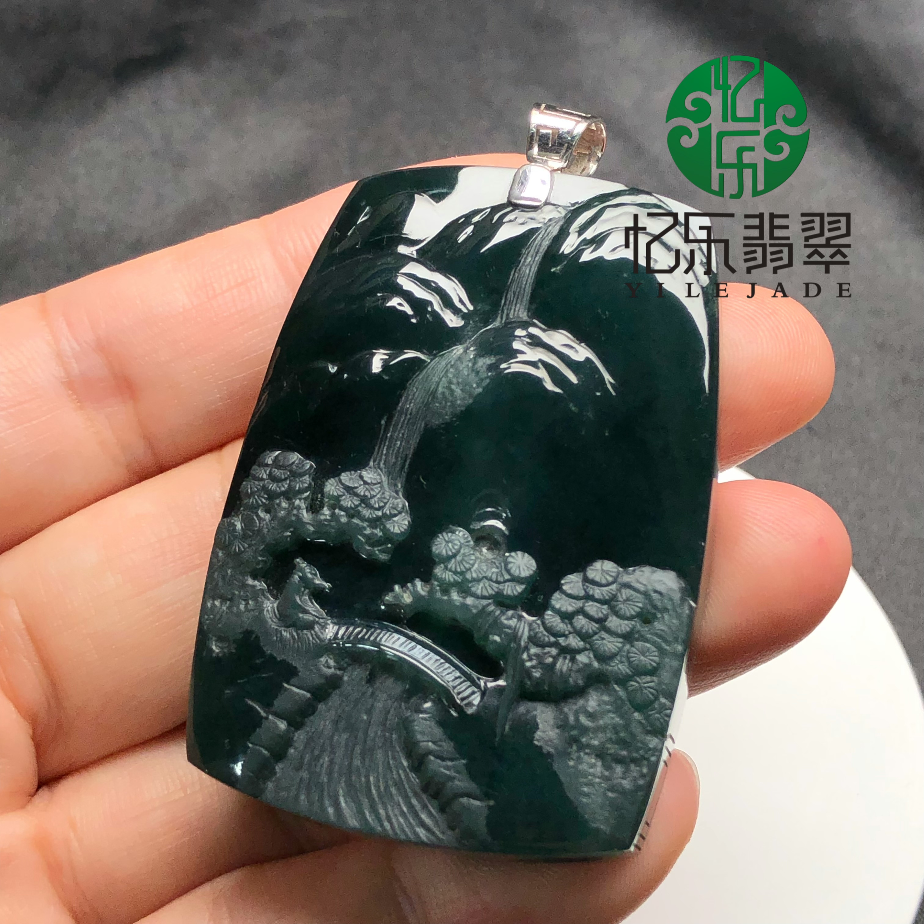 缅甸天然A货翡翠蓝水山水牌吊坠高品质老蓝水山水牌观山岳挂件