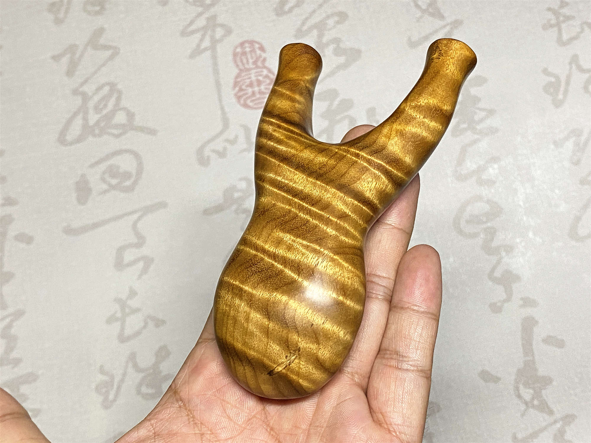 纯天然金丝楠无事牌阴沉木小叶桢楠原木乌挂件满金丝水波纹手把件