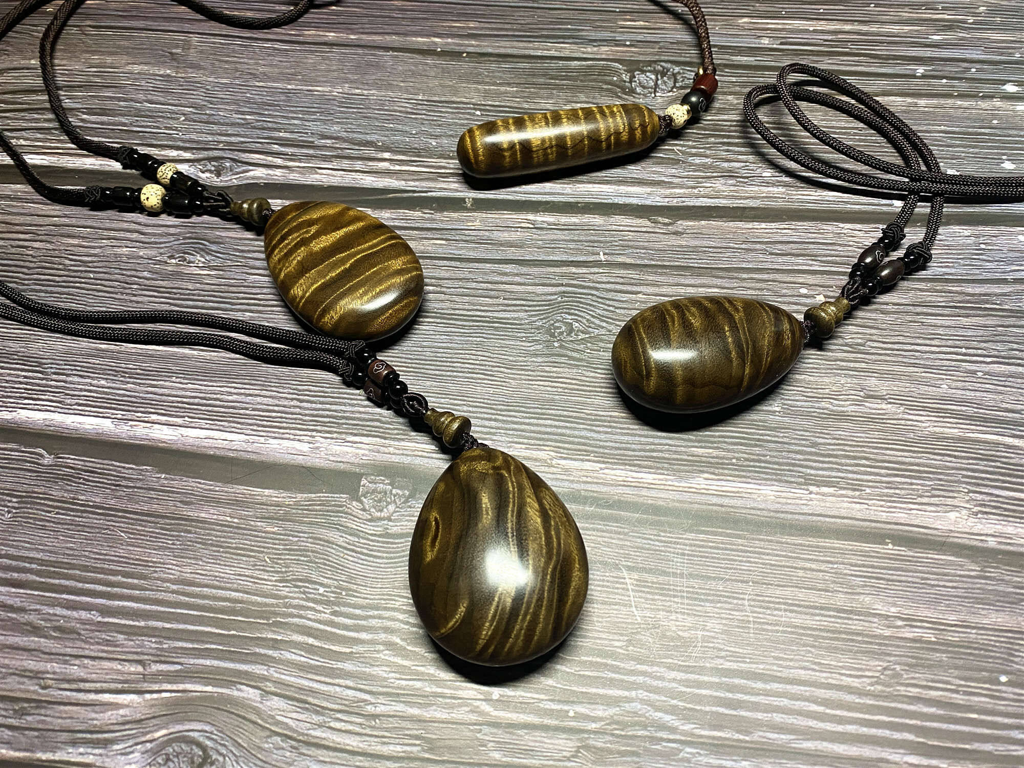 春天然吊坠小叶桢楠挂件把件