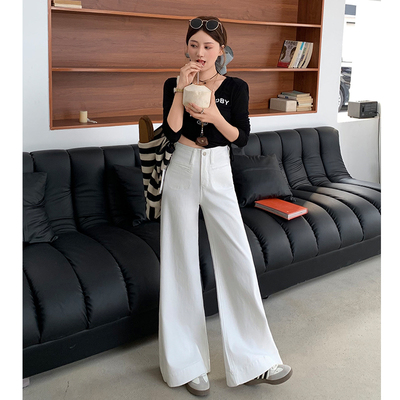 白色不贴腿微喇牛仔裤女2025年秋冬新款高腰显瘦垂感阔腿裤子