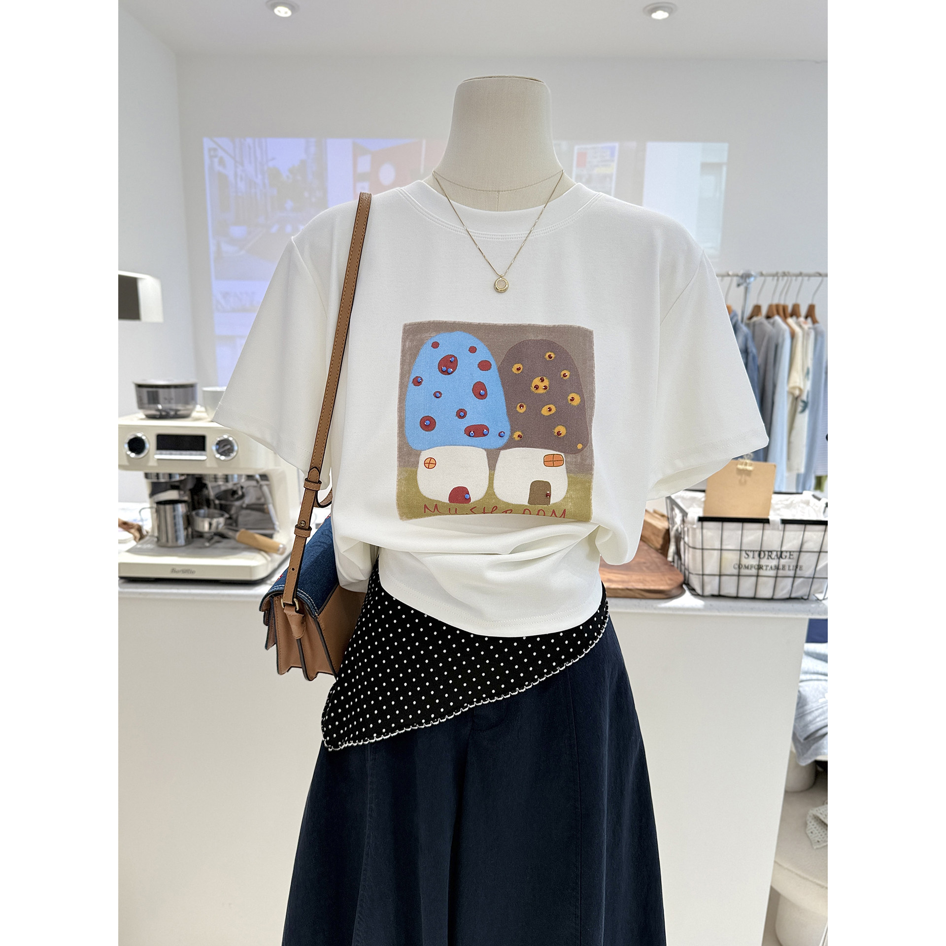 卡通风白色短袖T恤女宽松显瘦立体蘑菇印花圆领百搭上衣打底衫