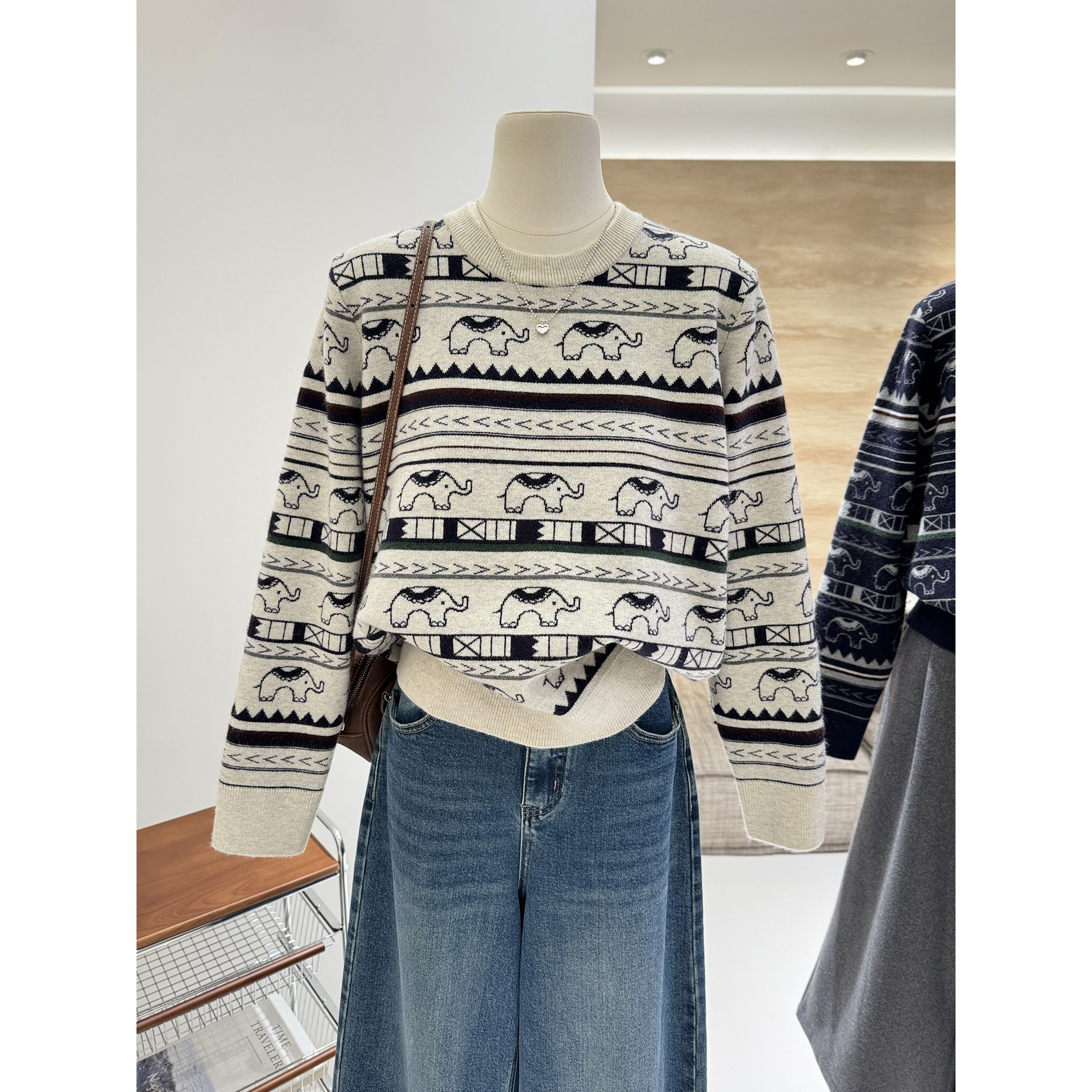 韩系复古大象提花宽松显瘦毛衣