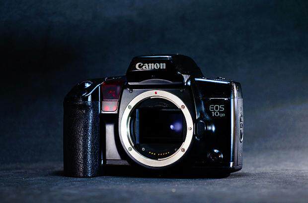 佳能CANON自动135胶片单旁轴相机