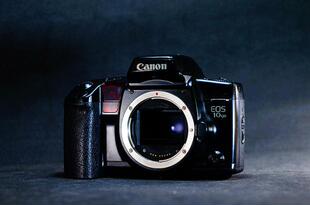 佳能CANON自动135胶片单反相机EOS10QD单机身成色好中端机EF口