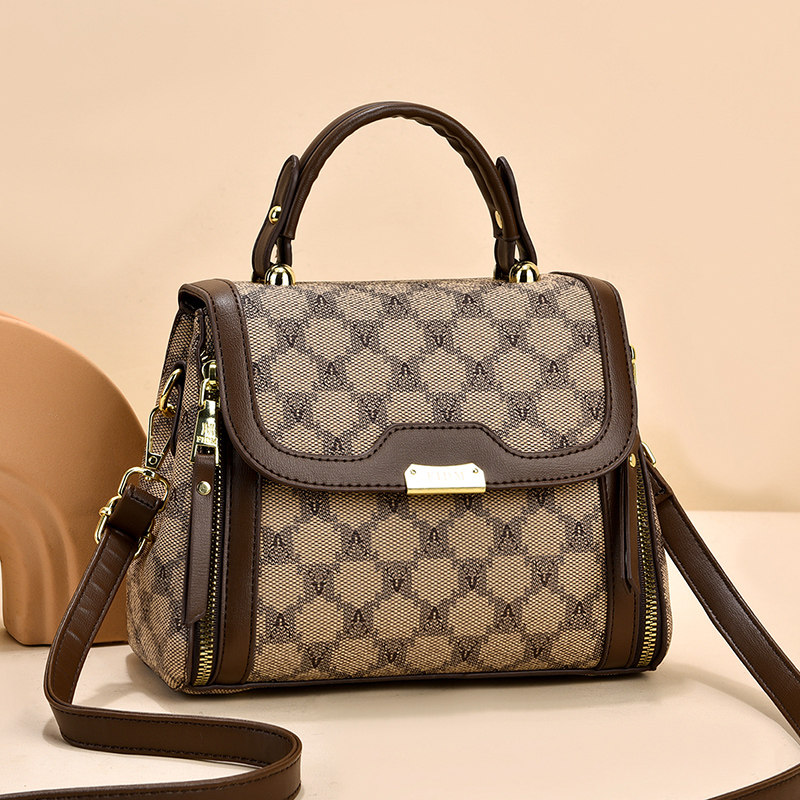 今年流行包包2023新款高级感时尚女士包包百搭单肩女包斜挎包小包