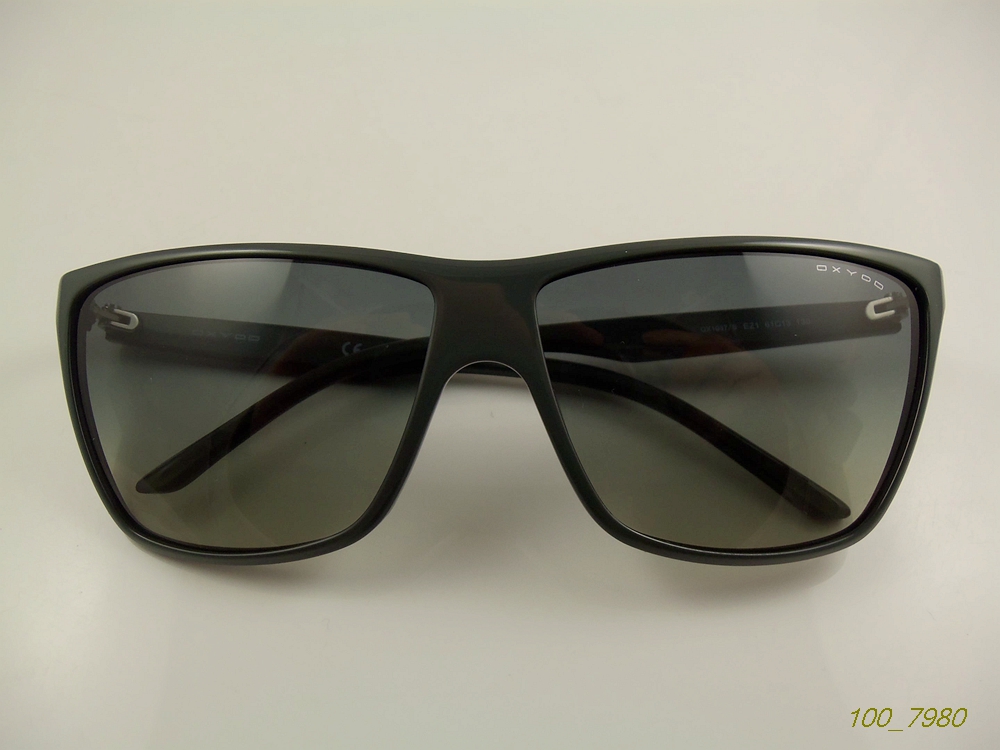 墨镜时尚风高档轻盈板材太阳眼镜