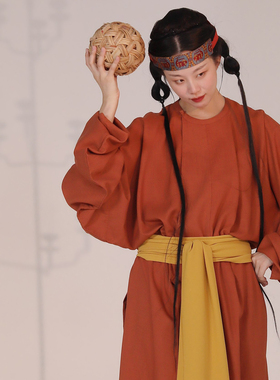 谜阿凰【众乐朱】唐制复原汉服圆领袍女红色天丝长衫宽松显瘦日常