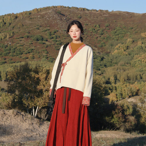 谜阿凰交领白色汉服内搭女秋冬