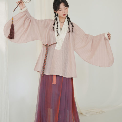 谜阿凰真丝绡重工幻色马面裙汉服