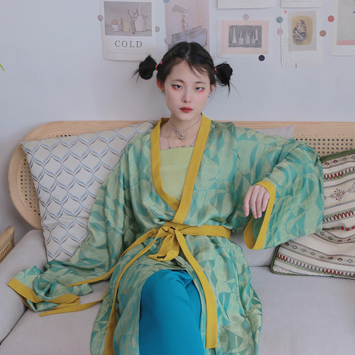 谜阿凰西汉直裾素纱复原汉服套装