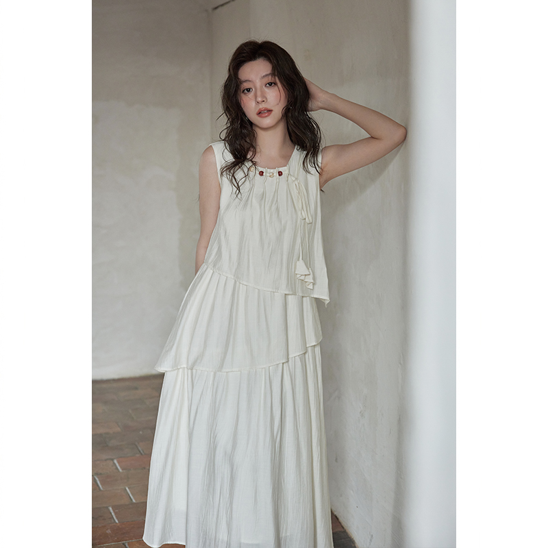 夕蒙2025新款夏气质裙子法式小个子无袖设计感小众不规则连衣裙女