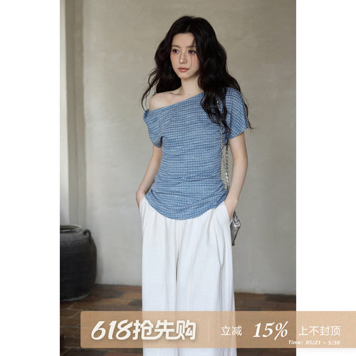 夕蒙2026新款夏季韩系漂亮好看上衣收腰蓝色波点短款斜肩短袖t恤