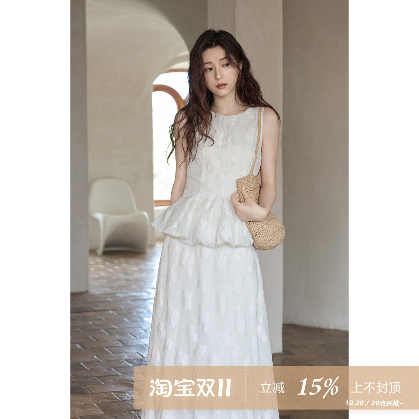 夕蒙2026新款夏季韩系假两件裙子海岛穿搭花苞提花无袖背心连衣裙