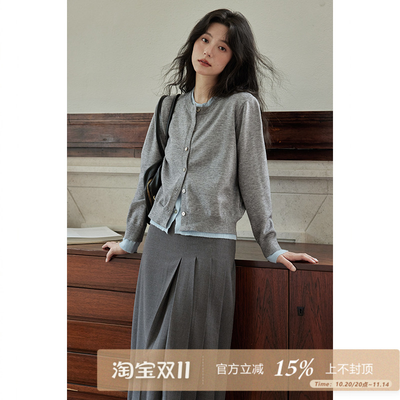 夕蒙2025新款秋高级小众上衣气质小个子设计感假两件拼接针织衫女