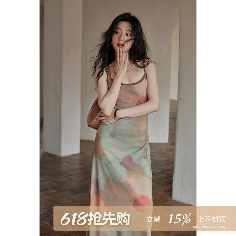 夕蒙2026新款夏小个子法式气质设计感小众长款内搭吊带连衣裙女