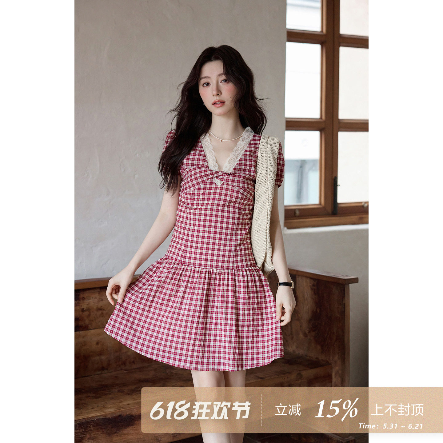 夕蒙2026新款夏季韩系漂亮裙子扭结红色v领拼接蕾丝格纹连衣裙女
