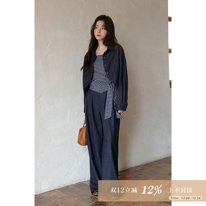 夕蒙2025新款秋季韩系气质小个子设计感藏蓝外套吊带休闲裤三件套