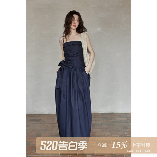 夕蒙2026新款夏设计感气质裙子韩系独特漂亮小个子藏蓝吊带连衣裙