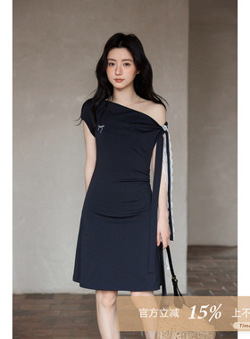 夕蒙2026新款春夏韩系特别好看裙子辣妹藏蓝色绑带收腰斜肩连衣裙