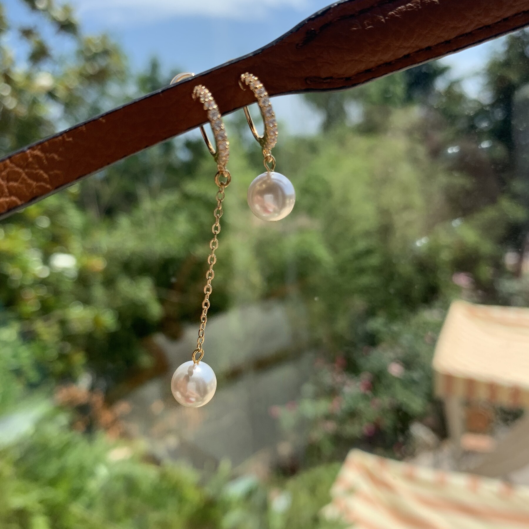 气质小姐姐~不对称珍珠锆石款耳圈硅胶蚊香盘耳夹无耳洞耳环包邮