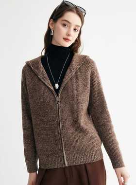 PALUOPO/帕罗绵羊毛连帽女衫ET255203Y