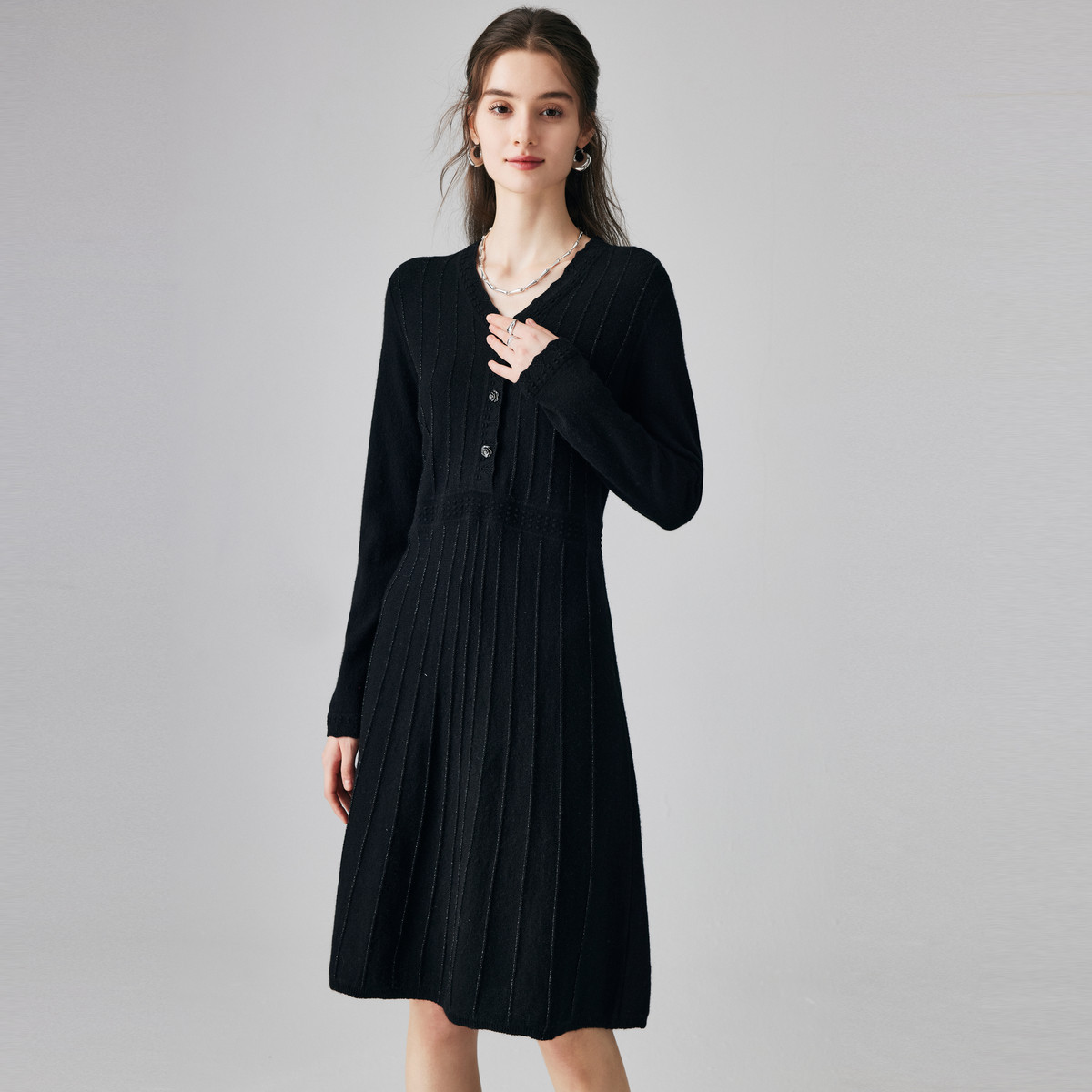 PALUOPO/帕罗山羊绒V领女裙ET2F8199R