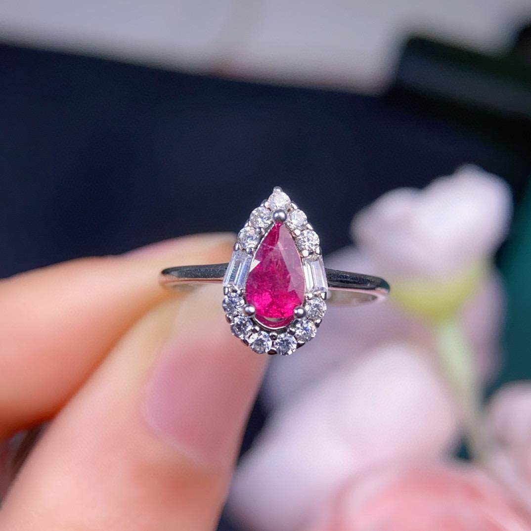 天然碧玺戒指戒指女款时尚个性水滴形红宝石戒指S925纯银镶嵌