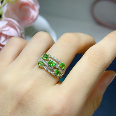 s925银戒指天然沙弗来椭圆形3*4mm时尚百搭镶嵌沙弗来