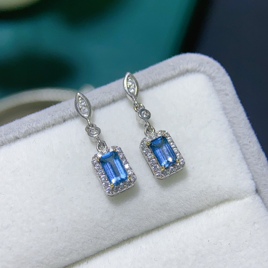 银饰耳钉天然伦敦蓝托帕石长方形4*6mm秀气代镶嵌托帕石水晶