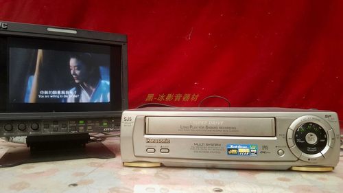 松下最小的录像机，经典型号8成新录放像正常，送全新进口未拆封录像带一盘质保3个月