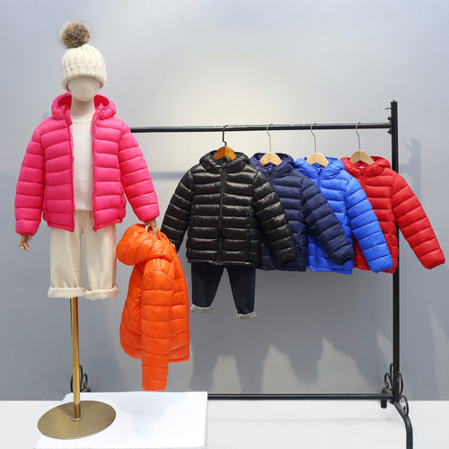 秋冬新款中大童连帽轻薄棉服
