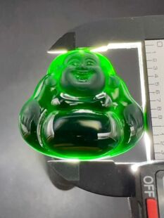 翡翠墨翠佛公吊坠