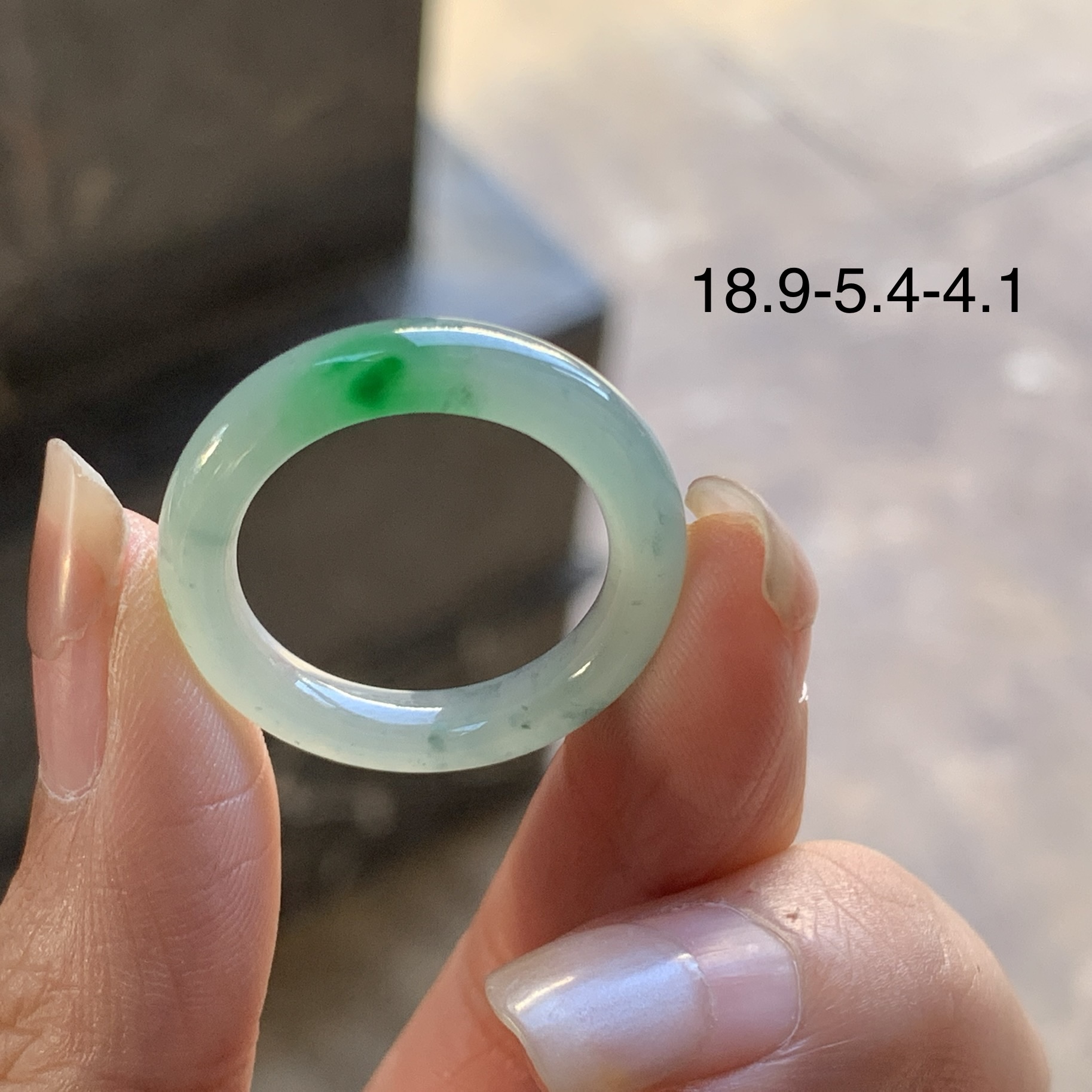 翡翠冰种飘阳绿指环