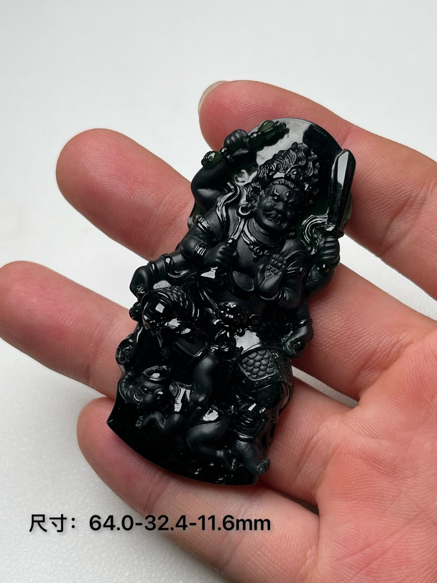 翡翠墨翠大黑天吊坠