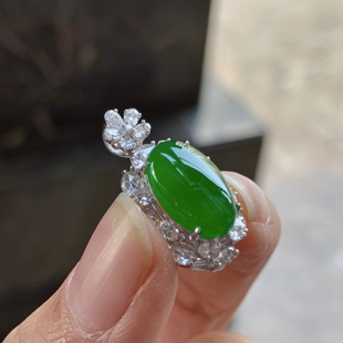 金钻镶嵌 翡翠阳绿辣绿色戒面吊坠