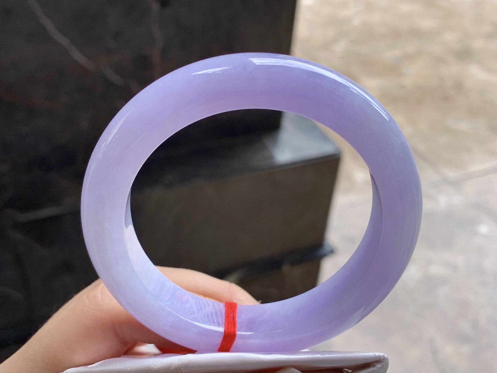 翡翠紫罗兰手镯 颜色鲜艳 圈口56 57