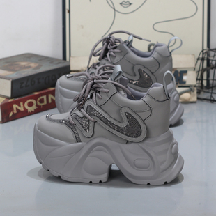 秋冬加绒棉鞋 内增高12CM小白鞋 超高跟10cm百搭休闲松糕皮面老爹鞋