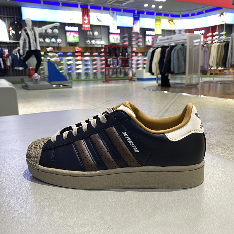 阿迪达斯男女贝壳头运动低帮板鞋