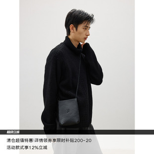 LR MADE 牛皮革 袋口磁吸开合 logo压印 通勤斜挎手机小包