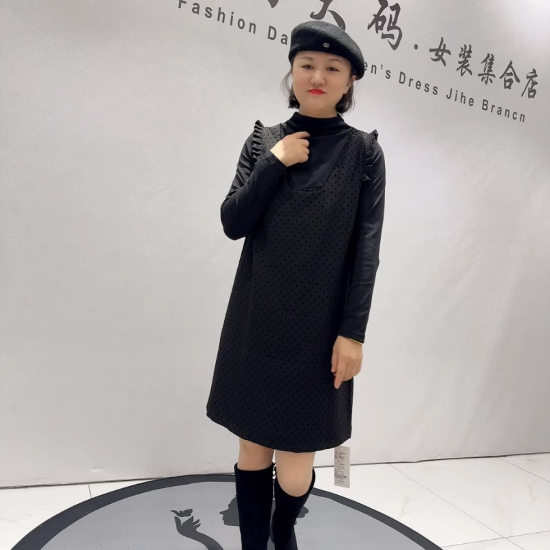 女权贵族秋冬款大码气质连衣裙女