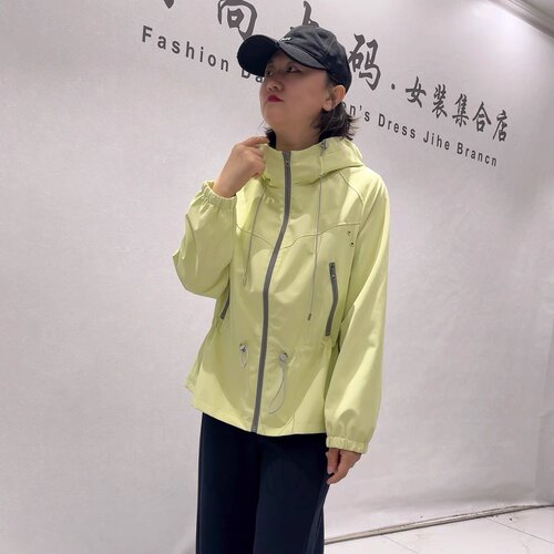 芮娜依莲秋季新款大码连帽外套女