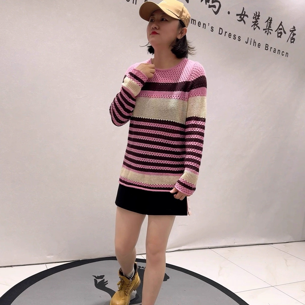 芮娜依莲年货新款大码针织衫上衣