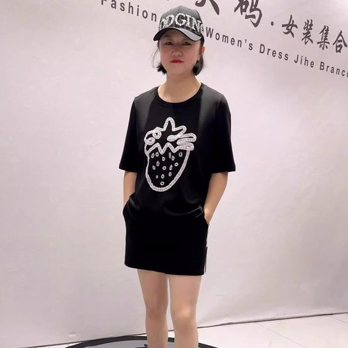 女权贵族年货春款大码短袖打底T