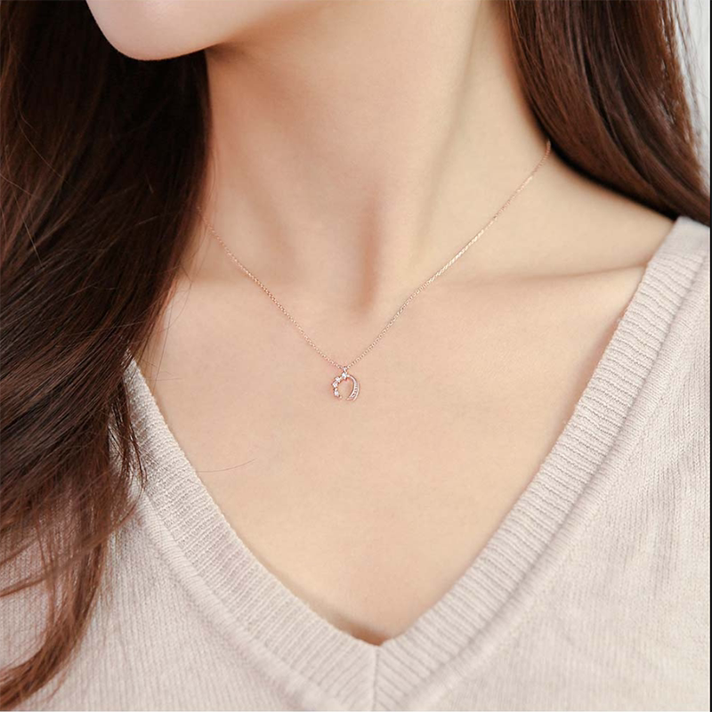 张欣仪韩国直邮lloyd专柜代购10k金星空系列扑克马蹄锆石锁骨项链