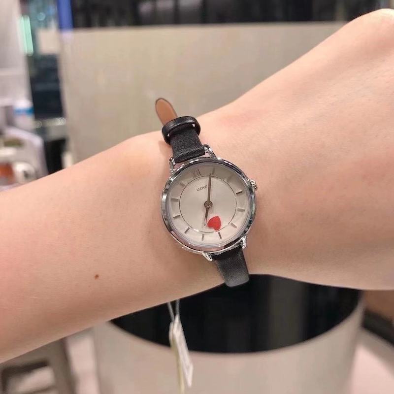 张欣仪韩国直邮lloylloyd专柜代购牛皮带圆盘心内针罗马字女腕表
